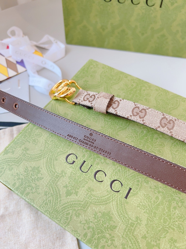 スーパーコピーグッチベルト全体デザイン